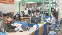 Sau Tết, người dân đến làm thủ tục xuất nhập cảnh tăng gần gấp đôi