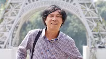 Khi người đẹp đi vào thi ca