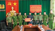 Trao thưởng Công an tỉnh Đắk Nông vì khám phá nhanh vụ lừa đảo 