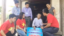 Những tấm lòng sau bão dữ miền Trung
