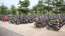 Mất xe, mất tiền vì nhờ nhân viên bảo vệ ga Sài Gòn gửi xe, mua giúp vé Tết