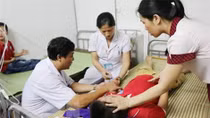 Làm rõ nguyên nhân 52 học sinh nhập viện sau ăn trưa