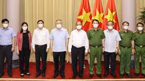 Khuyến khích người được giáo dục, cải tạo cố gắng lao động, trở thành người lương thiện