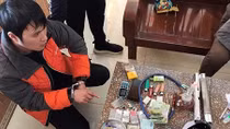 Bắt vụ tàng trữ ma túy, thu 2 khẩu súng