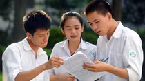 Thấu cảm đề thi, thấu cảm mùa thi