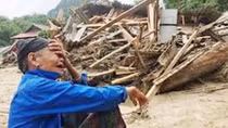 Báo CAND và nhà hảo tâm ủng hộ người dân bị thiệt hại ở Thanh Hoá 92 triệu đồng