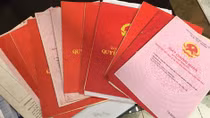 Mất tiền tỷ vì sập bẫy “cò” ngân hàng