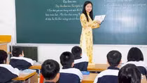 Cả nước thiếu 40.000 giáo viên, nhưng vẫn thừa 16.000 nhà giáo