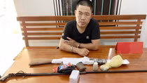 Mở xưởng gỗ để... chế tạo, mua bán súng