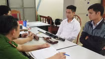 Mua bán súng quân dụng qua mạng