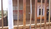 Chủ đại lý ký gửi cà phê vắng mặt tại địa phương, dân kéo đến vây nhà