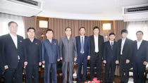 Phái đoàn Triều Tiên thăm Vịnh Hạ Long