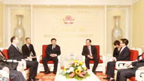 Việt Nam coi trọng việc phát triển quan hệ ổn định, lành mạnh và bền vững với Trung Quốc