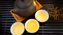 Nhớ mùi trà Tết