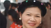 Người đàn bà “thế chấp” bằng thơ