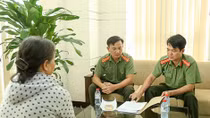 Nhiều phụ nữ miền Tây vẫn “sập bẫy” lừa qua mạng