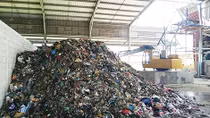 Vì sao hai nhà máy xử lý rác ở miền Tây ngưng hoạt động?