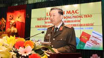 Cán bộ, chiến sỹ CAND đọc và học tập suốt đời theo tấm gương Bác Hồ vĩ đại