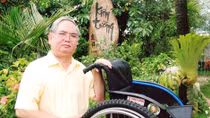 Người đàn ông được thi sĩ Thu Bồn viết tặng một bài thơ
