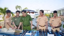 Công an Hải Phòng vận động thu hồi số lượng lớn pháo nổ và súng, đạn