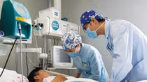 COVID-19 ở Trung Quốc phức tạp trở lại