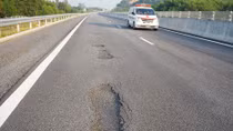 Khi đường sợ... xe