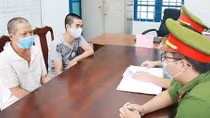 Khởi tố, bắt tạm giam 2 đối tượng mua bán trái phép chất ma túy