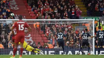 Đến Pep Guardiola cũng có lúc nhầm