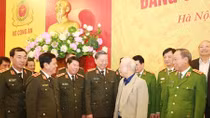 Giữ vững an ninh, trật tự để bảo vệ, xây dựng và phát triển đất nước
