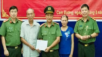 Người lặng thầm góp phần trong những chiến công