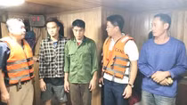Giữ bình yên trên những ngả đường 