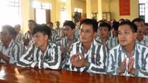 Phạm nhân được đối thoại với giám thị trại giam định kỳ