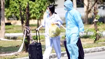 Những khó khăn nào khi cách ly F1 tại nhà và cách ly 7 ngày với người nhập cảnh tiêm đủ liều vaccine?