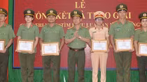 Trao giải cuộc thi “Tìm hiểu Luật An ninh mạng”