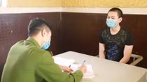 Triệt phá đường dây lừa đảo bằng trò chơi “Huyền thoại bóng đá”