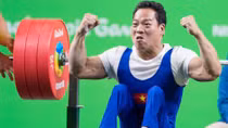 Khen thưởng đột xuất vận động viên khuyết tật Lê Văn Công