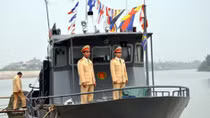 Đang bị truy nã còn dùng mã tấu chống người thi hành công vụ