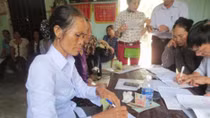 Tài chính vi mô hỗ trợ phụ nữ giảm nghèo