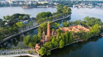 Một hồ Tây - Hai lịch sử