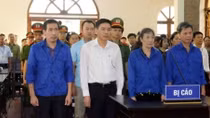 Vụ gian lận điểm thi tại Sơn La: Đề nghị truy tố thêm tội đưa và nhận hối lộ