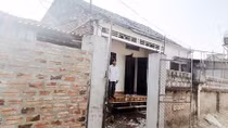 Kẻ chém chết tình địch trên giường đã ra đầu thú