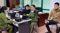 Cấp căn cước công dân gắn chíp điện tử ở biên giới Lạng Sơn