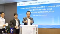 EVNNPC ủng hộ đồng bào miền Trung 4,7 tỷ đồng khắc phục hậu quả thiên tai