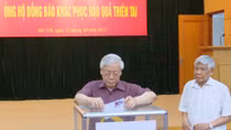 Lãnh đạo Đảng, Nhà nước quyên góp ủng hộ đồng bào khắc phục hậu quả thiên tai