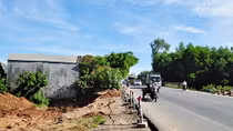 Sẽ lãnh "quả đắng" nếu chậm trễ giải phóng mặt bằng mở rộng quốc lộ 1