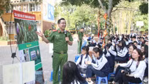 Học viện CSND tuyên truyền pháp luật về ma túy cho học sinh