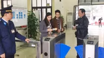 Triển khai cổng soát vé đường sắt tự động tại ga Hà Nội và Sài Gòn