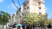 Người dân được quyền chọn nhà đầu tư để xây dựng lại khu chung cư Đống Đa