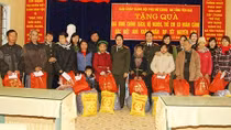 “Giỏi việc nước, đảm việc nhà”