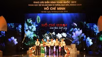 Đừng để đạo đức xã hội ngày càng xuống cấp
